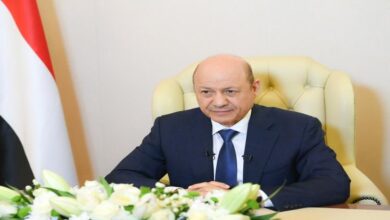 الرئيس العليمي : حضرموت وابنائها مثال دائم للإلتزام بالنظام والقانون ورفض تعطيل المصالح العامة