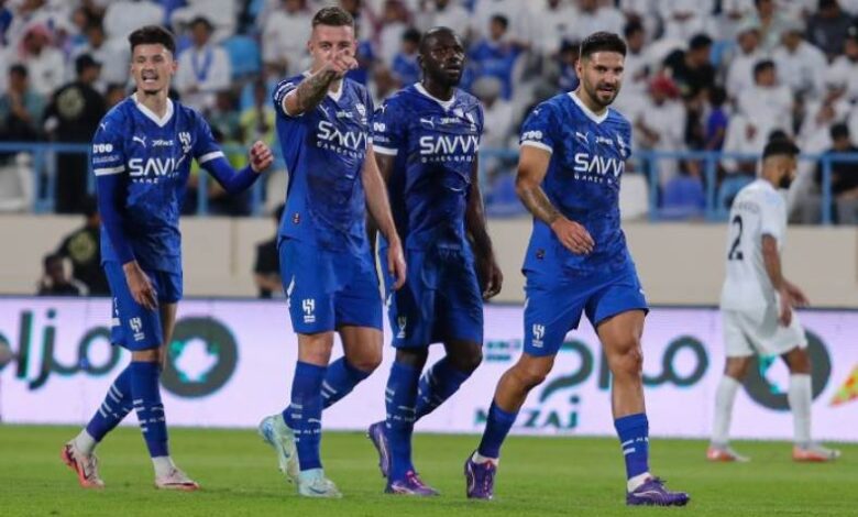 الهلال والأخدود