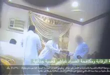 شاهد-لحظة-القبض-على-مقيمين-يمنيين-ومواطن-سعودي-بالجرم-المشهود-في-جدة-”فيديو”