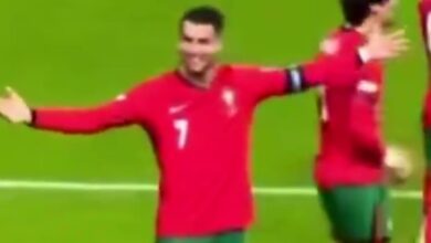 كأنه لاعب في العشرين من عمره.. إليكم كواليس الليلة التي توجها رونالدو بمقصية للتاريخ ضد بولندا!