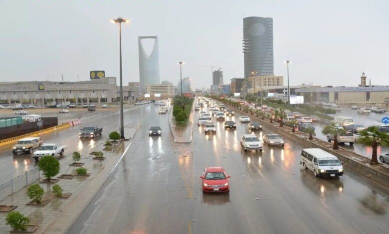 الأمطار القادمة بالسعودية