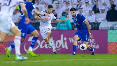 الهلال والسد